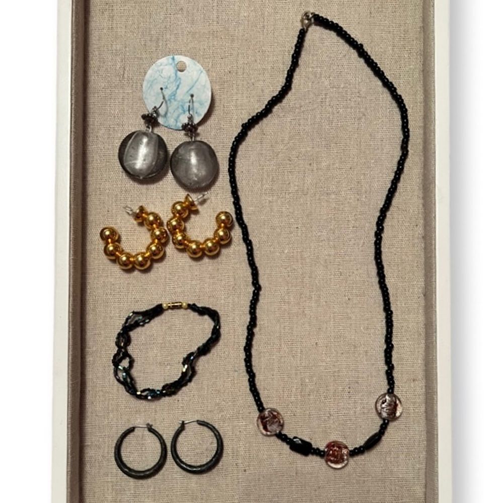 Vintage Jewelry Bundle Lot Black Gold